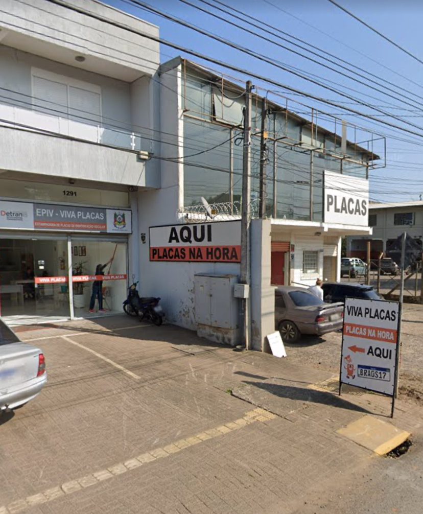 Fachada da loja Viva Placas em São Leopoldo